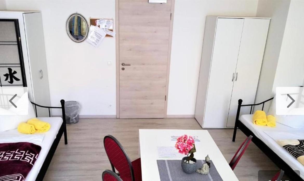 Homestay Nuernberg Buitenkant foto